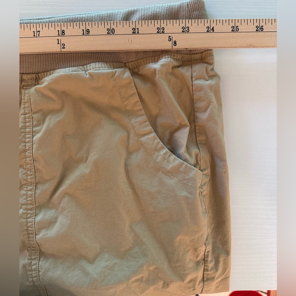 Torrid Shorty Short - Poplin Camel - Picture 4 of 9